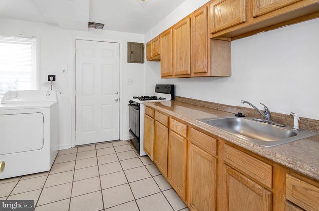 2064 LARKHALL RD, Baltimore, MD 21222