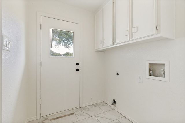 7412 Lochwood Court, Fort Worth, TX 76179