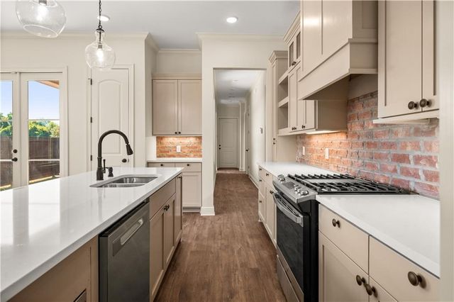 17 TRADITIONS None, Alexandria, LA 71301