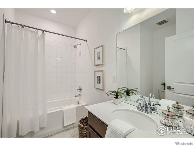 2807 Bear Springs Circle, Longmont, CO 80503