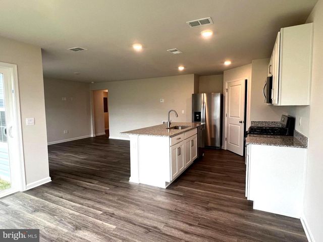 180 HAMSTEAD DR, Stephens City, VA 22655