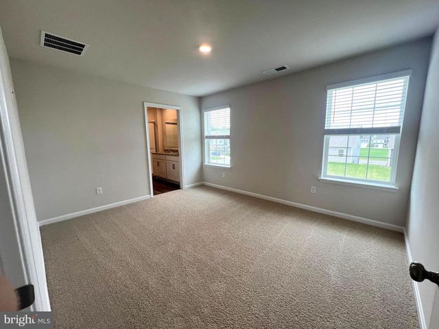 180 HAMSTEAD DR, Stephens City, VA 22655