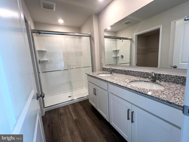 180 HAMSTEAD DR, Stephens City, VA 22655