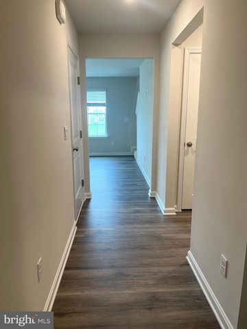 180 HAMSTEAD DR, Stephens City, VA 22655