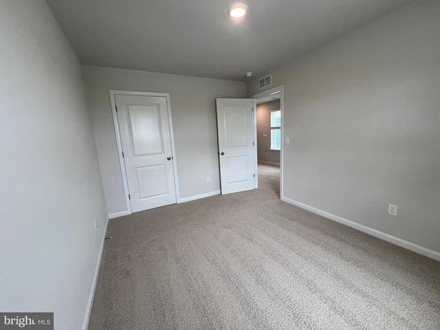 180 HAMSTEAD DR, Stephens City, VA 22655