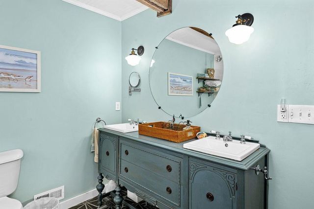 60445 W Summit Rd, Ashland, WI 54806