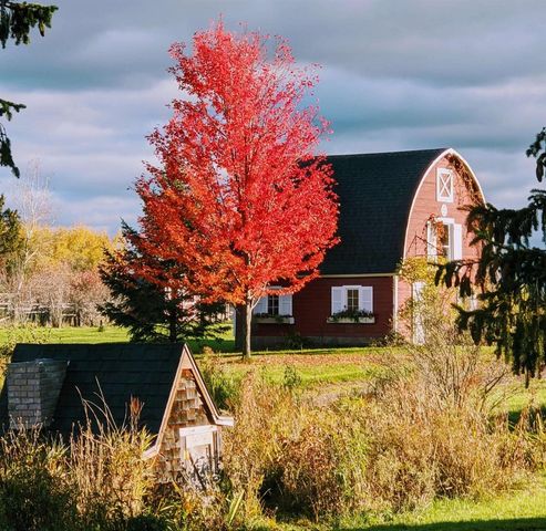 60445 W Summit Rd, Ashland, WI 54806