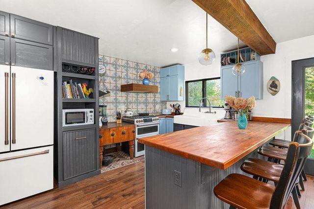 60445 W Summit Rd, Ashland, WI 54806