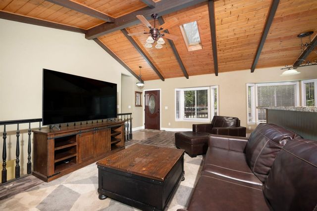 5701 Columbine Way, Pollock Pines, CA 95726