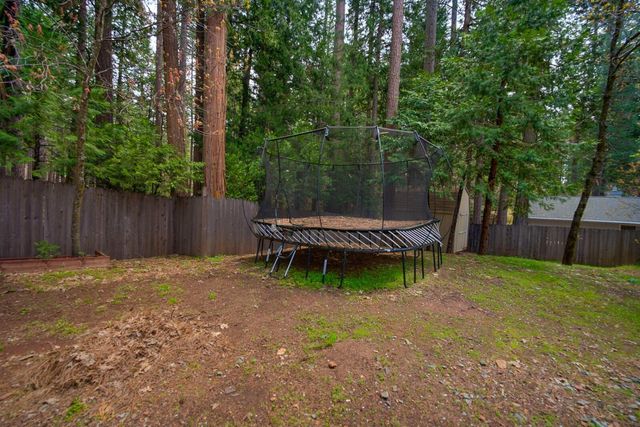 5701 Columbine Way, Pollock Pines, CA 95726