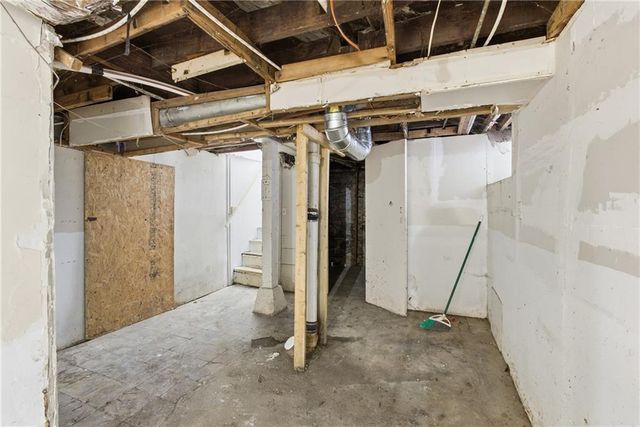 2814 Indiana Avenue, Kansas City, MO 64128