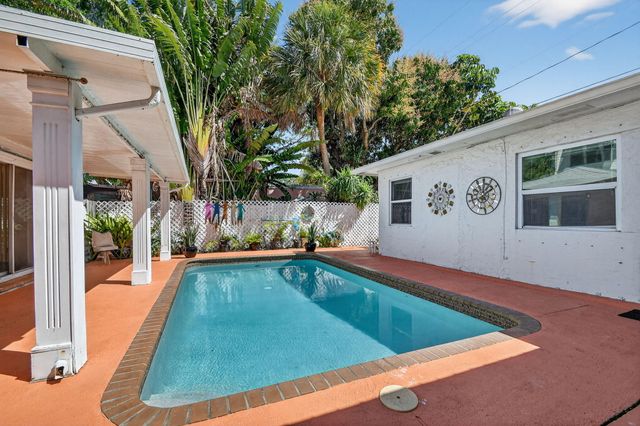 328 Monroe Drive, West Palm Beach, FL 33405