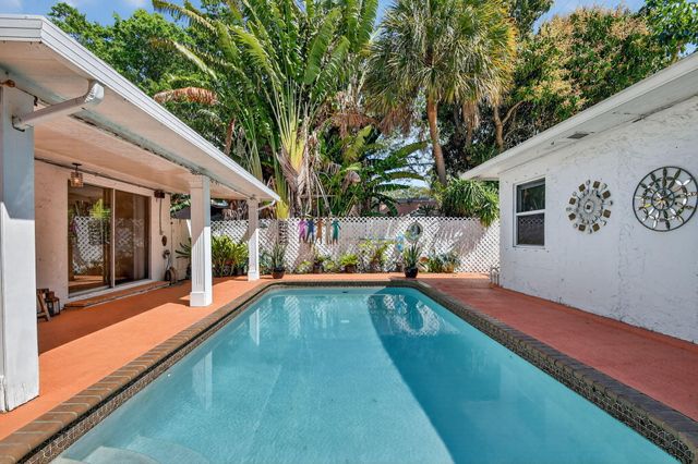 328 Monroe Drive, West Palm Beach, FL 33405