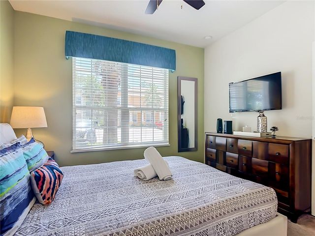 1433 RETREAT CIR, Clermont, FL 34714