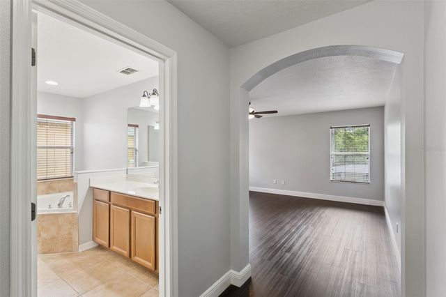 2319 CARNATION HILL COURT, Orlando, FL 32820