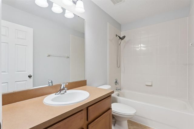 2319 CARNATION HILL COURT, Orlando, FL 32820