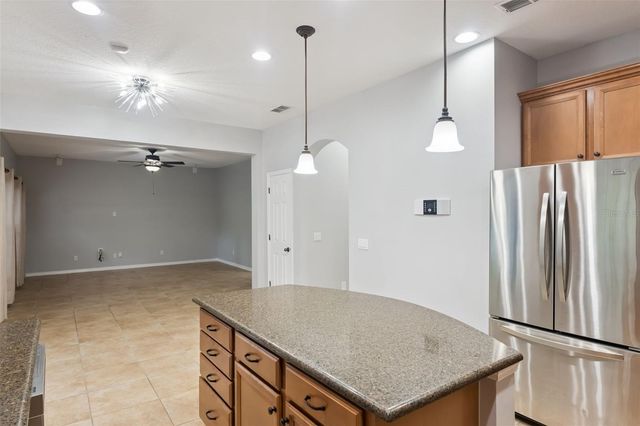 2319 CARNATION HILL COURT, Orlando, FL 32820