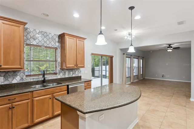 2319 CARNATION HILL COURT, Orlando, FL 32820