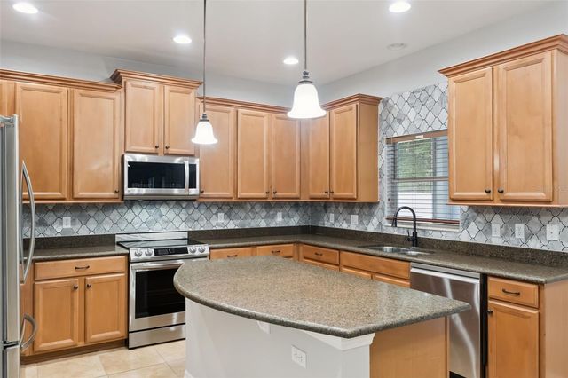 2319 CARNATION HILL COURT, Orlando, FL 32820