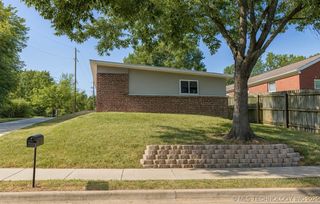 1235 N Trenton Avenue, Tulsa, OK 74106