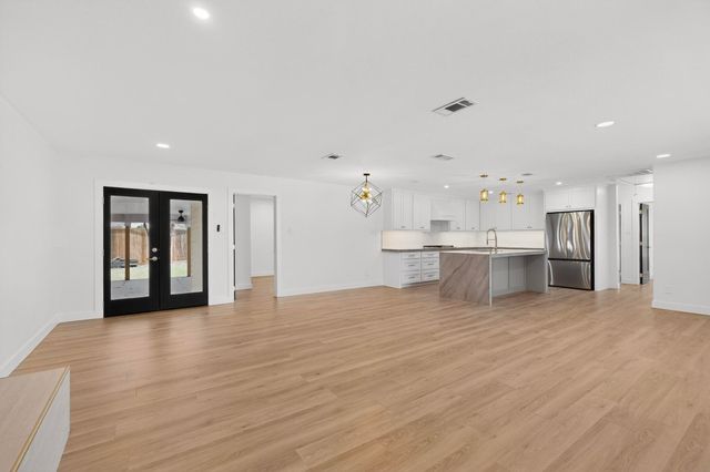 10526 Andover Drive, Dallas, TX 75228