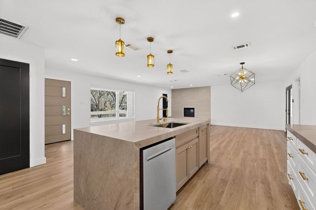 10526 Andover Drive, Dallas, TX 75228