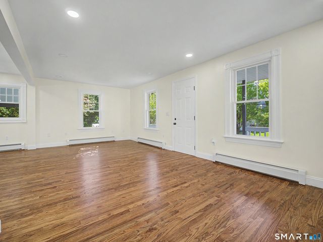 18 Westphal Street, West Hartford, CT 06110