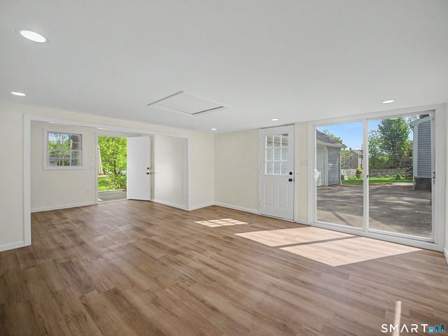 18 Westphal Street, West Hartford, CT 06110