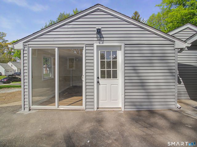 18 Westphal Street, West Hartford, CT 06110