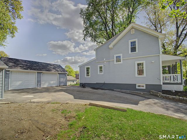 18 Westphal Street, West Hartford, CT 06110