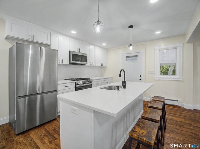 18 Westphal Street, West Hartford, CT 06110