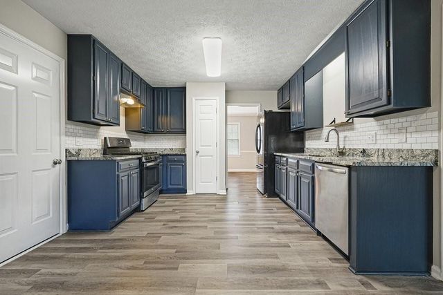 1012 Atherton Lane, Woodstock, GA 30189