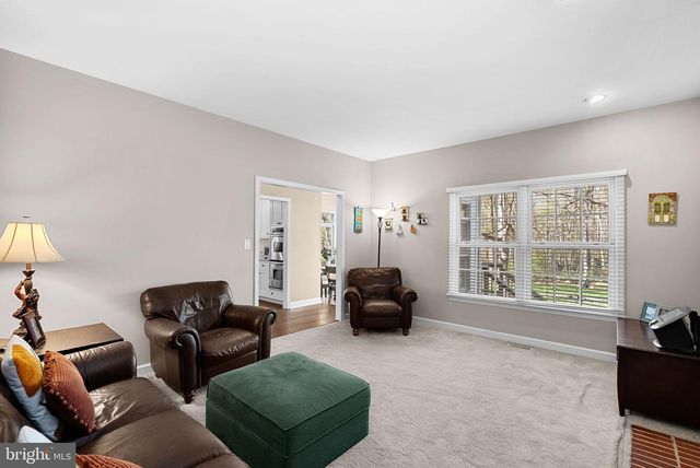 43464 EVANS POND RD, Leesburg, VA 20176