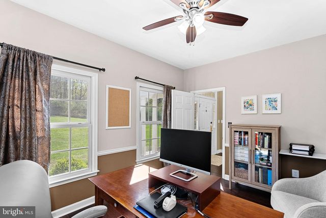 43464 EVANS POND RD, Leesburg, VA 20176