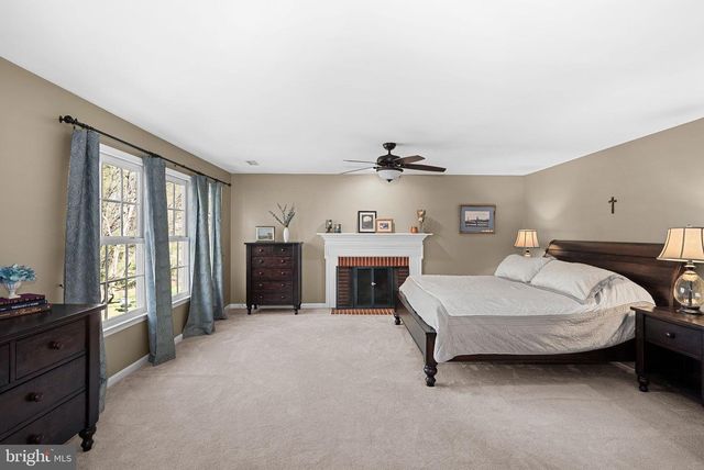 43464 EVANS POND RD, Leesburg, VA 20176