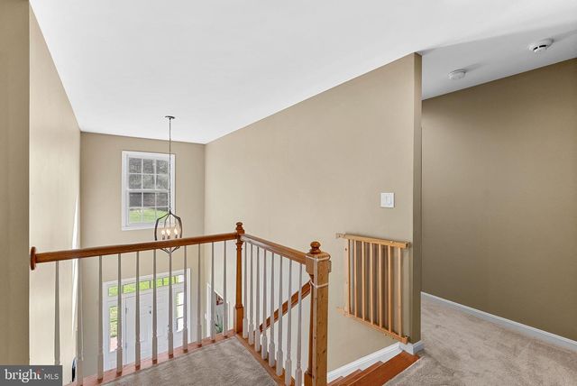 43464 EVANS POND RD, Leesburg, VA 20176