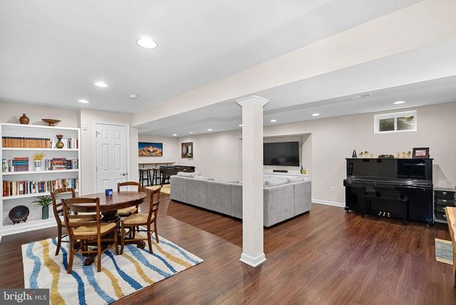 43464 EVANS POND RD, Leesburg, VA 20176