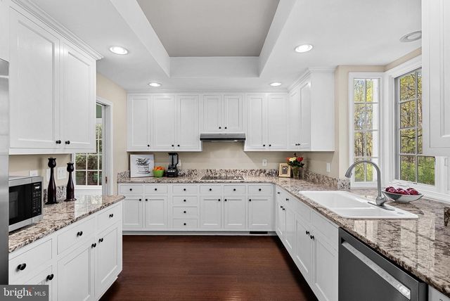 43464 EVANS POND RD, Leesburg, VA 20176