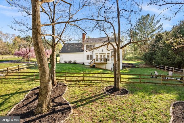 43464 EVANS POND RD, Leesburg, VA 20176