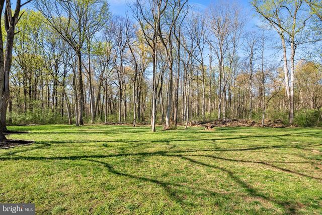 43464 EVANS POND RD, Leesburg, VA 20176