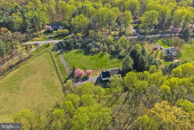 43464 EVANS POND RD, Leesburg, VA 20176