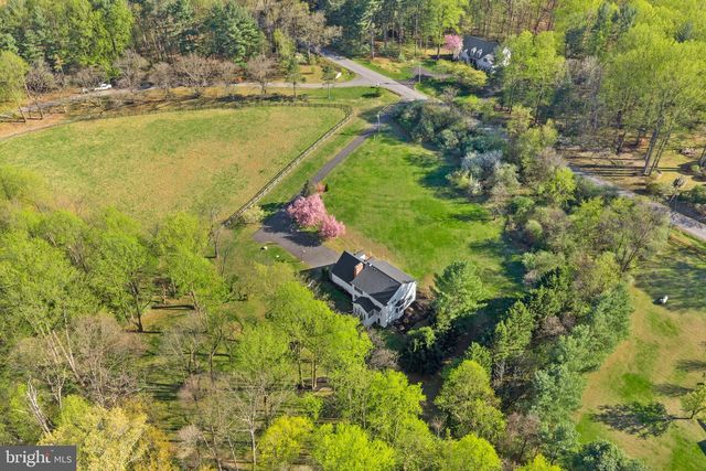 43464 EVANS POND RD, Leesburg, VA 20176