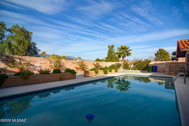 9043 E Bellevue Street, Tucson, AZ 85715