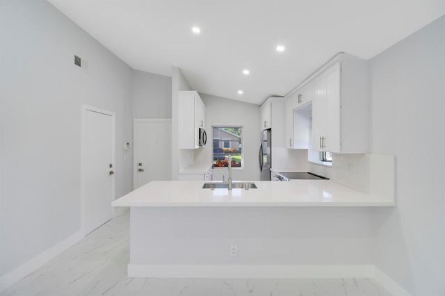8055 Sweetbriar Way, Boca Raton, FL 33496