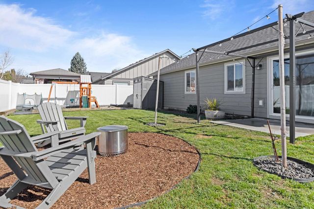 4505 N McCabe Ln, Spokane Valley, WA 99216