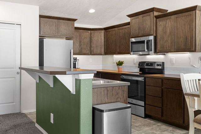 4505 N McCabe Ln, Spokane Valley, WA 99216