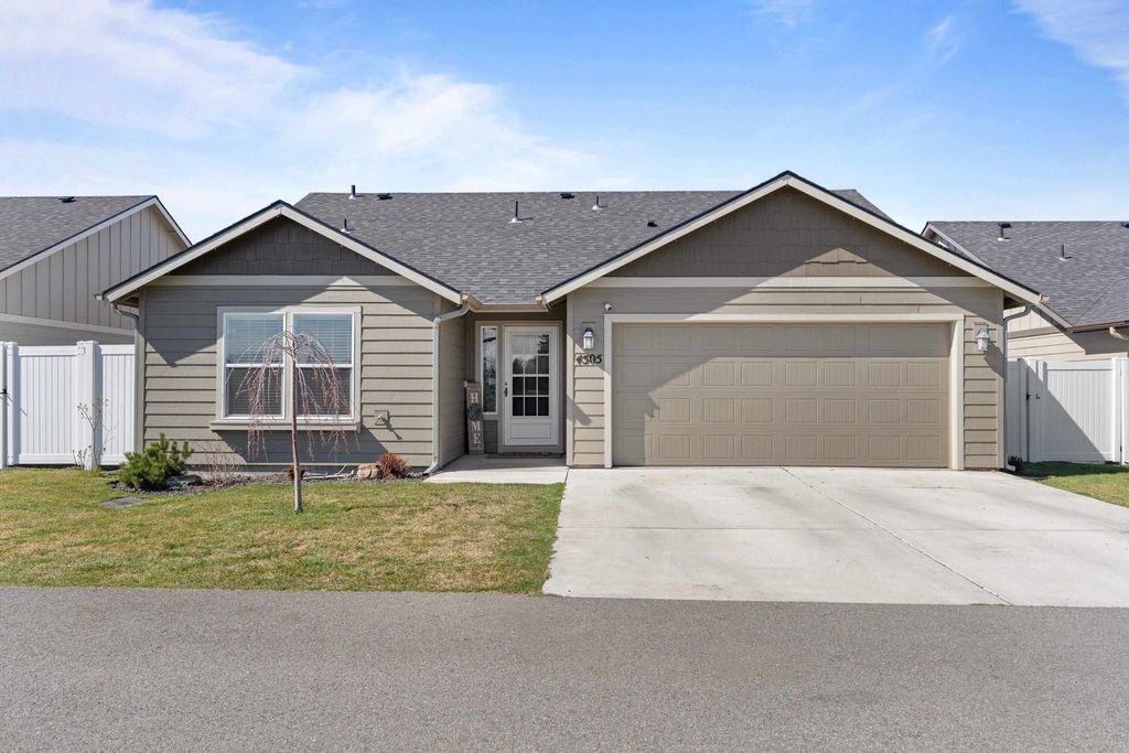 4505 N McCabe Ln, Spokane Valley, WA 99216