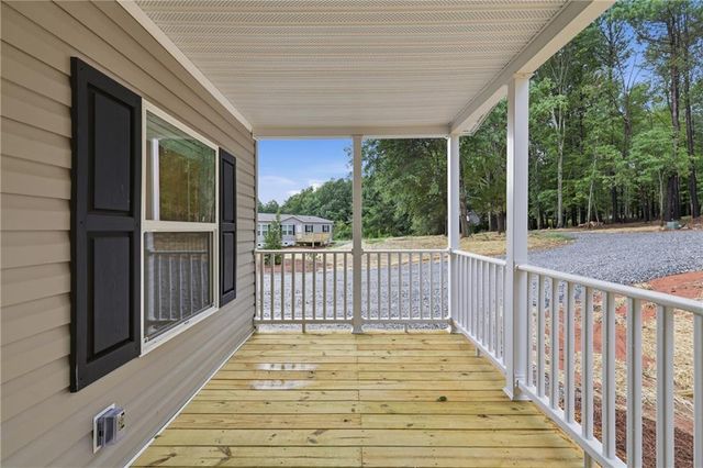 915 Smith Loop Road, Demorest, GA 30535