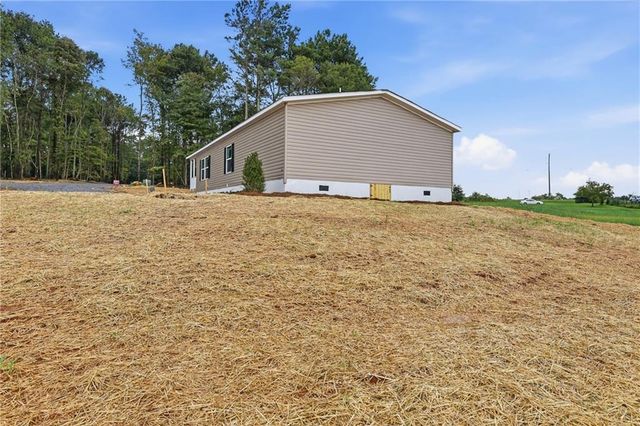 915 Smith Loop Road, Demorest, GA 30535