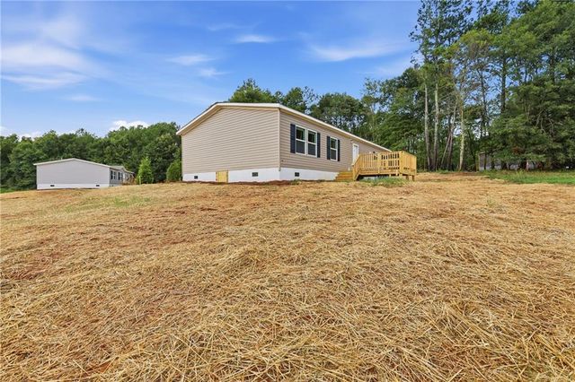 915 Smith Loop Road, Demorest, GA 30535